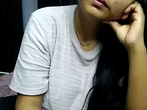 Snapshot of Hritvika chatting on February 2, 7:29 am Hritvika online show from February 2, 7:29 am