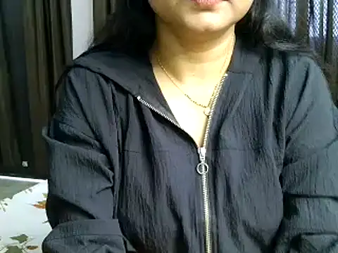 Snapshot of Hritvika chatting on February 15, 7:27 am Hritvika online show from February 15, 7:27 am