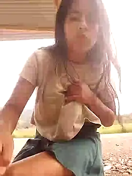 Danna-linyi online show from February 1, 1:51 pm