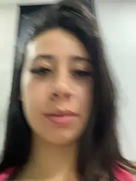 Snapshot of Zoee_t chatting on February 14, 2:02 pm Zoee t online show from February 14, 2:02 pm