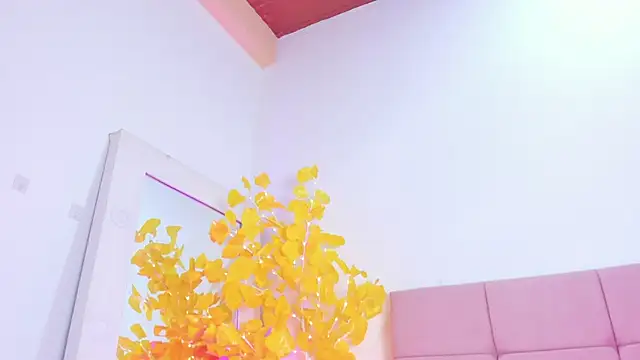 HaleyAmaya online show from February 12, 12:05 am