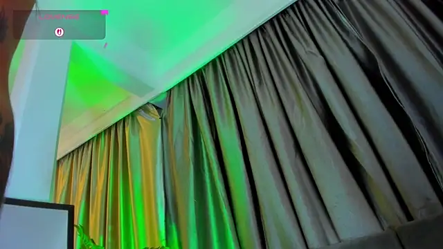 SofiDavid online show from November 16, 11:10 pm