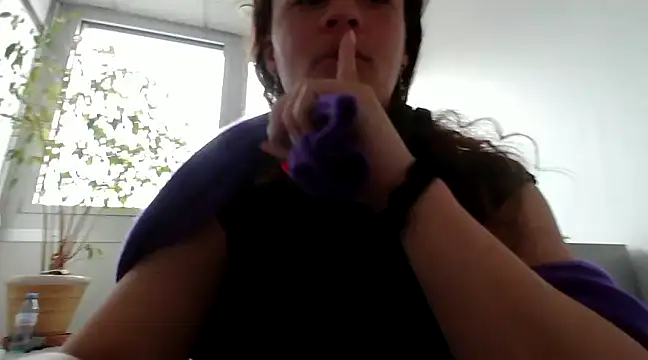 Snapshot of ImImmy chatting on February 10, 2:37 pm ImImmy online show from February 10, 2:37 pm