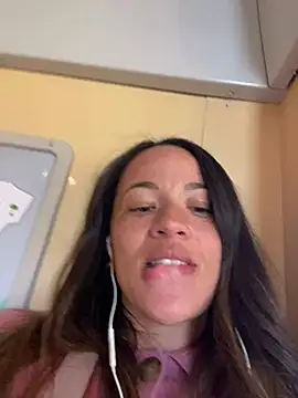 Snapshot of ImImmy chatting on February 17, 1:21 pm ImImmy online show from February 17, 1:21 pm