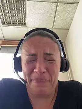 Snapshot of ImImmy chatting on March 3, 1:42 pm ImImmy online show from March 3, 1:42 pm