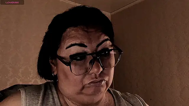 SexxyDreams1 online show from March 18, 12:36 am