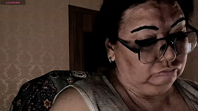 SexxyDreams1 online show from March 22, 12:03 am