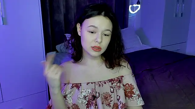 LovelyJane online show from January 7, 7:10 am