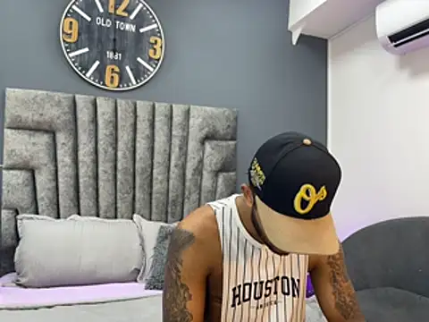 Robin Rief online show from March 25, 7:42 pm