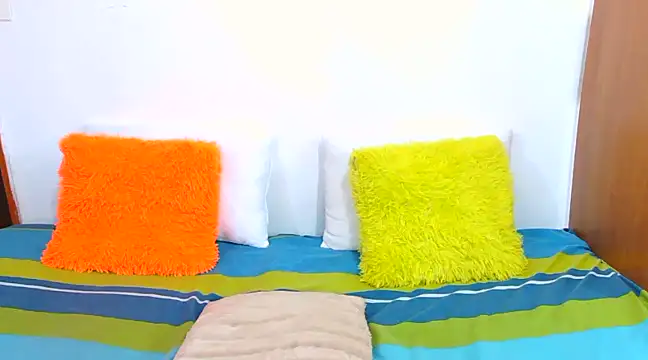 Sexybootyxx30 online show from December 11, 12:34 pm