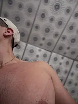 adam-rivera online show from October 3, 2:03 pm