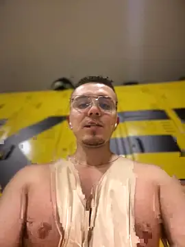 adam-rivera online show from November 10, 9:03 pm