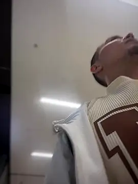 adam-rivera online show from November 15, 1:36 am