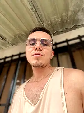 adam-rivera online show from November 15, 5:42 pm