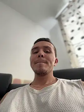 adam-rivera online show from April 4, 3:09 pm