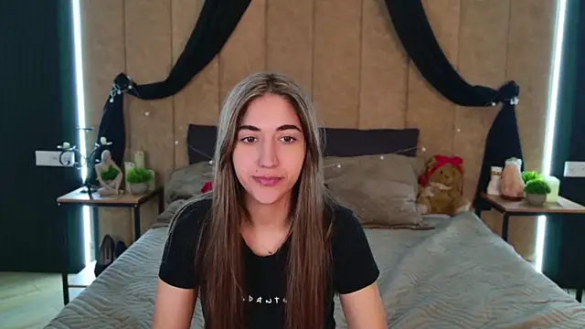 Teresa Stane online show from February 19, 8:33 am