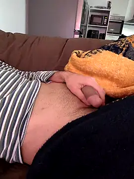 ariel-rick online show from October 25, 1:18 pm