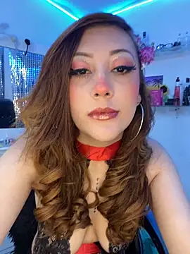 Luna SofiaXX online show from September 22, 9:00 am