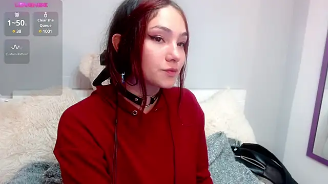 Snapshot of cami_fire chatting on January 25, 7:49 pm cami fire online show from January 25, 7:49 pm