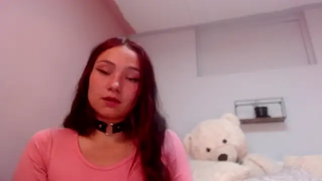 Snapshot of cami_fire chatting on February 2, 2:06 am cami fire online show from February 2, 2:06 am