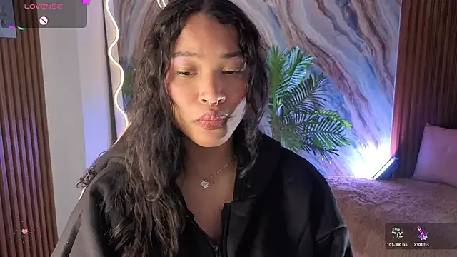 penelope tay1 online show from May 30, 5:37 am