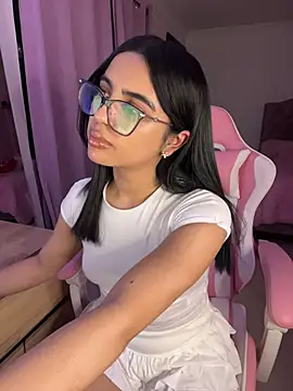 Emily-14 online show from June 18, 4:24 am