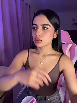 Emily-14 online show from July 18, 3:11 am