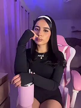 Emily-14 online show from August 1, 3:06 am