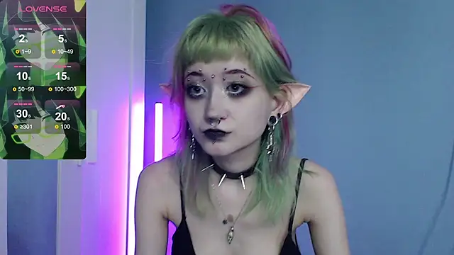Snapshot of Milten-Trish chatting on May 19, 3:24 am Milten-Trish online show from May 19, 3:24 am