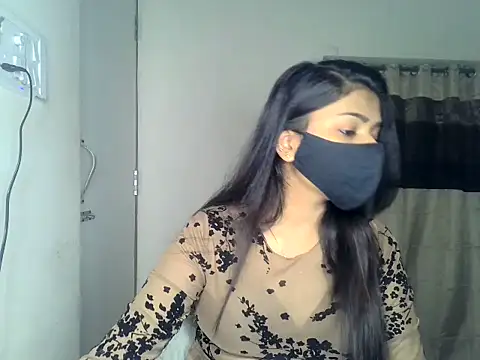 Snapshot of kritikadoll chatting on March 26, 9:15 am kritikadoll online show from March 26, 9:15 am