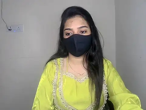 Snapshot of kritikadoll chatting on March 30, 6:58 am kritikadoll online show from March 30, 6:58 am