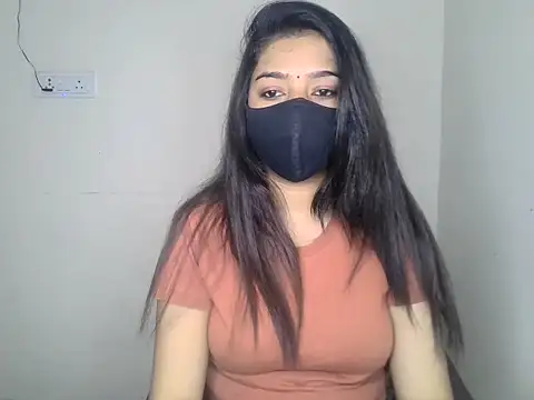 Snapshot of kritikadoll chatting on March 31, 4:24 am kritikadoll online show from March 31, 4:24 am