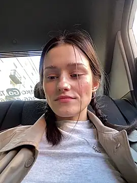 Mia Mia M online show from March 21, 1:58 pm