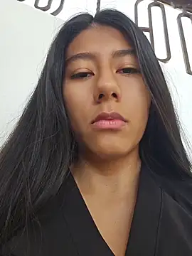 Snapshot of CarlaAlvez chatting on April 16, 4:41 pm CarlaAlvez online show from April 16, 4:41 pm