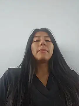 Snapshot of CarlaAlvez chatting on April 23, 8:44 pm CarlaAlvez online show from April 23, 8:44 pm