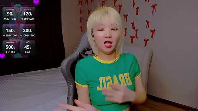 Milla Aheo online show from January 19, 1:15 pm