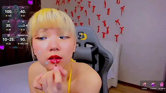 Milla Aheo online show from February 5, 1:05 pm