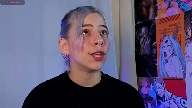 ArtemisaBlake online show from April 4, 6:22 am