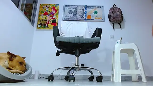 Snapshot of boss_of_cash chatting on July 13, 4:26 am boss of cash online show from July 13, 4:26 am