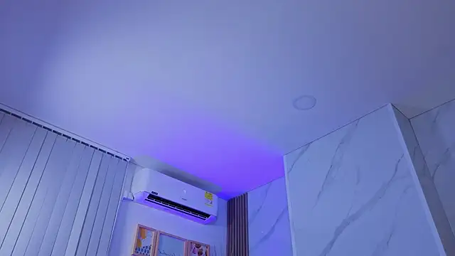 Chlooee   online show from June 12, 1:59 am