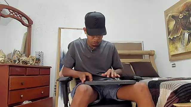 mr stiven  online show from March 14, 3:01 am