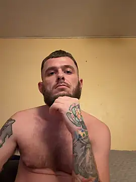 Snapshot of CustardMonster chatting on February 20, 7:10 am CustardMonster online show from February 20, 7:10 am