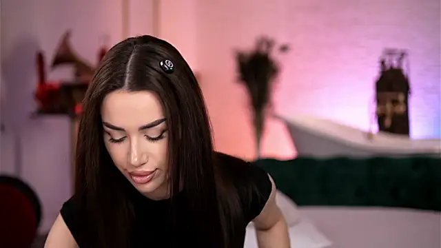 Jenna Day online show from April 5, 7:27 am