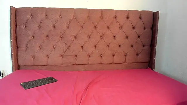 lau hotfox online show from December 16, 1:43 am