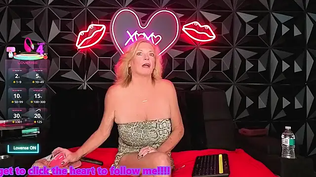 anastasiaxxx72 online show from July 6, 2:08 am