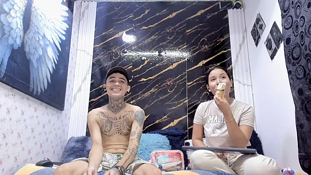 Snapshot of exotic_hot_couple chatting on June 24, 7:35 pm exotic hot couple online show from June 24, 7:35 pm