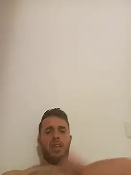 Snapshot of pocholoibz chatting on May 29, 3:26 am pocholoibz online show from May 29, 3:26 am