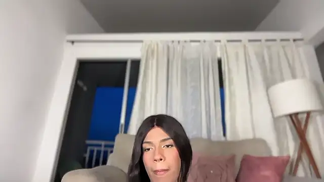 leila seasiren online show from July 31, 11:37 pm
