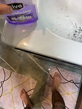 hamoo23p online show from March 6, 6:26 pm