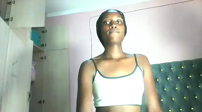 Snapshot of wyzzerslim chatting on December 21, 5:29 pm wyzzerslim online show from December 21, 5:29 pm